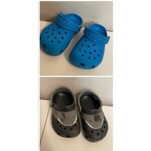 CROCS 2 pair children size 6 Blue pair and Shark gray/black EUC
